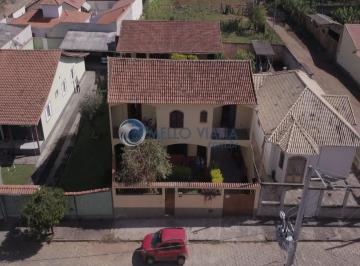 Foto 01 · Casa grande em bairro residencial, na cidade de São Lourenço-MG.