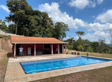 CHÁCARA COM 3.500 M² - 50% PLANO CASA COM 03 DORMITÓRIOS, SENDO 01 SUÍTE, 02 BAN · EXCELENTE CHÁCARA COM PISCINA COD: 4271 F:(11) 97302-9229 CESAR