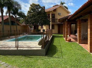 Casa · 690m² · 4 Quartos · 4 Vagas · Casa à venda - no Laranjal