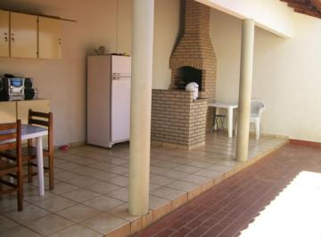 Casa · 275m² · 2 Quartos · 4 Vagas · Vila Elvira - Casa com 2 dormitórios