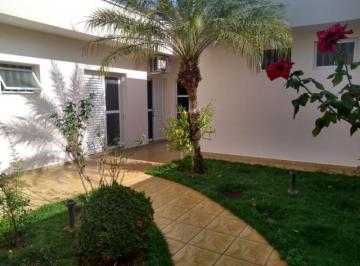 Casa · 720m² · 4 Quartos · 7 Vagas · Jardim Bordon - Casa conservada com 04 dormitórios