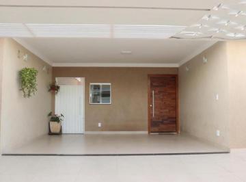 Casa · 210m² · 3 Quartos · 4 Vagas · Casa Padrão em São José do Rio Preto