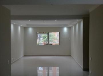 Apartamento · 98m² · 3 Quartos · 2 Vagas · Ótimo Apartamento Residencial com 3 Dormitórios - Vila Imperial