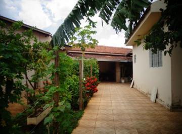Casa · 304m² · 3 Quartos · 2 Vagas · Casa Padrão em São José do Rio Preto