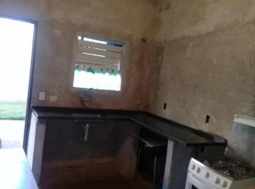 Casa · 272m² · 2 Quartos · 2 Vagas · Casa de 02 dormitorios no bairro Jardim Bianco