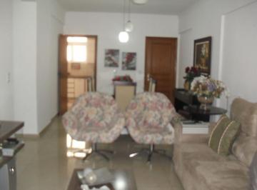 Apartamento · 108m² · 3 Quartos · 1 Vaga · Centro apartamento em andar baixo com 3 dormitórios