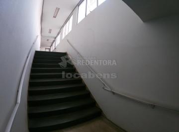 sao-jose-do-rio-preto-comercial-salao-centro-17-10-2022_08-37-07-0.jpg · Ótimo salão no Mezanino com 16 ambientes próximo ao Pão de Açucar