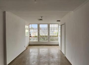 Comercial · 47m² · 1 Quarto · Sala comercial no Centro com portaria.