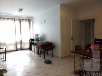 Apartamento · 90m² · 2 Quartos · Apartamento mobiliado em área nobre do bairro, com 2 dormitórios sendo 1 suíte e 1 vaga.
