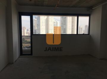 Comercial · 38m² · 1 Vaga · Sala térrea, 38 metros, com uma super vista. Ótima localização.