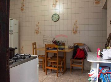 Casa · 209m² · 6 Quartos · 4 Vagas · Casa térrea com 3 moradias na região da Vila Maria Baixa