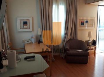 Apartamento · 30m² · 1 Quarto · 1 Vaga · Lindo Flat mobiliado com 1 dormitório e 1 vaga.