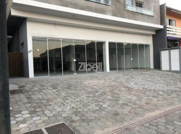e1e4fde4bbb7eac2a319dd40b0493c02.JPEG · SALA COMERCIAL