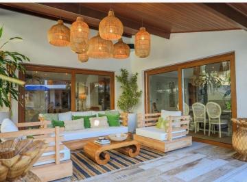 Casa de 6 quartos, Salvador · Casa 4 Suítes 2 Anexos com 1 Suíte Piscina 4 Vagas de garagens