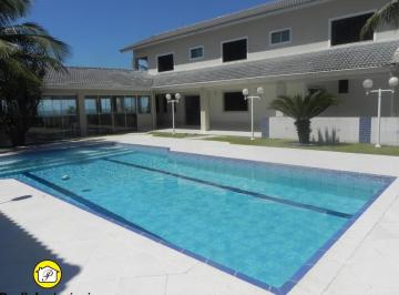 Foto 01 · Venha morar  em condomínio fechado (2 lotes),mobiliada, com piscina privativa, frente para o mar.
