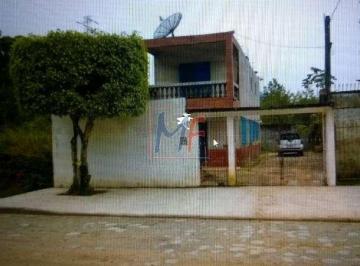 Casa · 120m² · 2 Quartos · REF 10.766 Sobrado no bairro Jardim do Sol, 2 dorms sendo 2 suítes, 120 m² A.C. 250 m² Terreno. moni