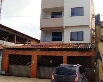 Casa · 290m² · 9 Quartos · 3 Vagas · Excelente casa com 03 pavimentos