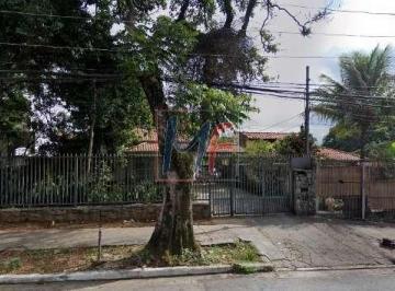 Casa · 358m² · 4 Quartos · Linda casa térrea na Lapa, com 4 quartos( 3 suítes), 4 banheiros, 5 vagas, 560 m² terreno ,358 m² a.
