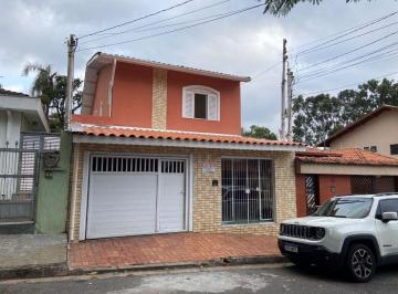 Casa · 295m² · 3 Quartos · 3 Vagas · Sobrado com 3 quartos à venda, 295 m² por R$ 850.000 - Vila Galvão - Guarulhos/SP