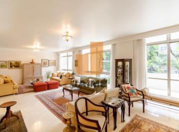 Apartamento · 300m² · 4 Quartos · 3 Vagas · Apartamento padrão, 300 metros, 3 vagas, próximo ao Iate Clube do Santos e ao Mackenzie.