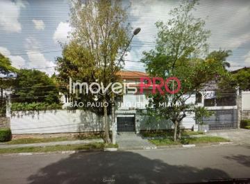 Terreno · 900m² · Vende-se Terreno com uma casa.