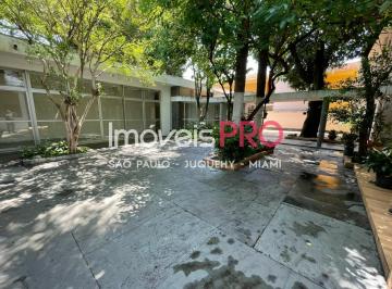 Casa · 750m² · 5 Quartos · 6 Vagas · Casa térrea com excelente localização próximo ao Pq do Ibirapuera! Raridade na Vila Nova Conceição.