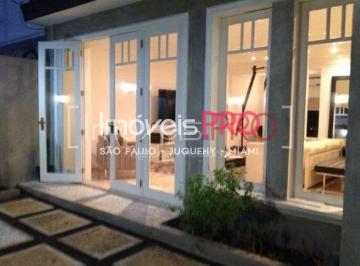 699807014775710 · Maravilhosa casa com excelente localização em Moema.