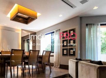 Apartamento · 220m² · 4 Quartos · 3 Vagas · Campo Belo