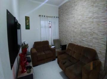 Foto 01 · Vendo ou troco casa com excelente localização na avenida. 3 quartos sendo 1 suíte e 2 vagas de garag