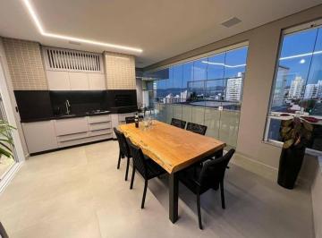 f3bd8dc2cfb80f81078f343d9f0e2e9d684d22d8 · Cobertura com 3 suítes e hidromassagem à venda em Barreiros, São José/SC!