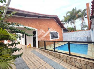 Casa · 119m² · 3 Quartos · 4 Vagas · Casa em Peruíbe