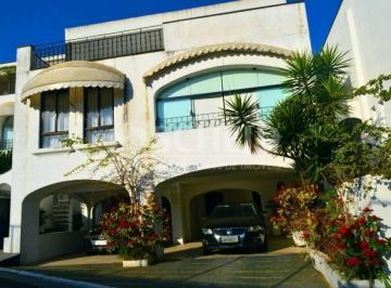 Casa · 395m² · 4 Quartos · 5 Vagas · Excelente casa á venda em Condomínio