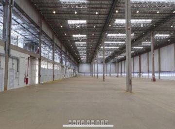 Comercial · 5500m² · 100 Vagas · Galpões em Condomínio Industrial com Doca