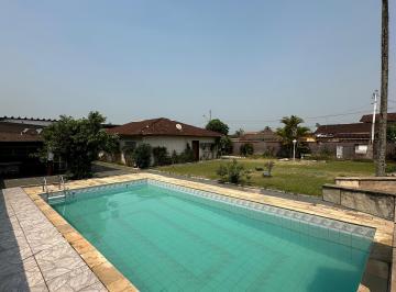 Casa de 5 quartos, Mongaguá · Casa lote inteiro com 5 dorms, lado praia em Mongaguá