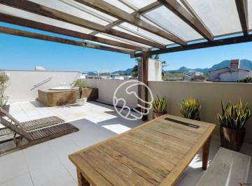 595b358a6828131e95e45959e31fedf9759f6244 · Casa Duplex à venda na Praia do Morro com 5 suítes, lazer completo e alto padrão