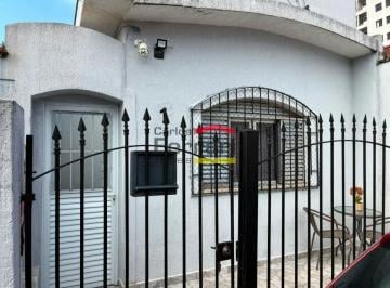 Casa · 75m² · 3 Quartos · 2 Vagas · Casa de Vila a venda na Vila Guilherme. 3 quartos, 1 suíte, 2 vagas para carro,