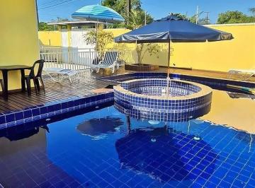 Casa · 229m² · 5 Quartos · 4 Vagas · CASA ALTO PADRÃO PRAIA DE LESTE