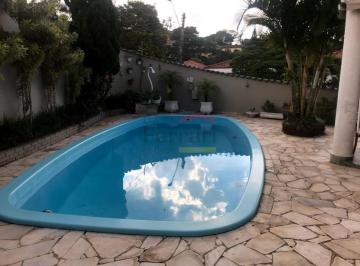 Casa · 252m² · 4 Quartos · 4 Vagas · Maravilhoso sobrado local totalmente arborizado e seguro em bairro estritamente residencial