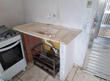 Casa · 10m² · 1 Quarto · Casa com 1 quarto.