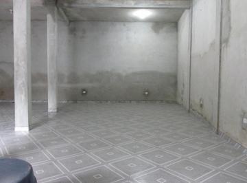 Comercial · 110m² · SALÃO COMERCIA COM 110M²,  NA REGIÃO DE PARELHEIROS, PRÓXIMO DE CONDUÇÃO E COMERCIO.