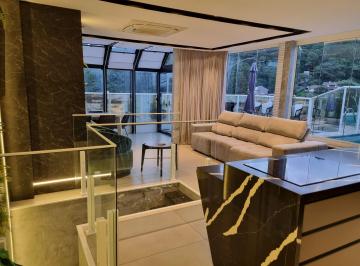 Apartamento · 190m² · 3 Quartos · 2 Vagas · Excelente Cobertura Alto Padrão com 3 Suítes no Bairro Cabeçudas em Itajaí SC