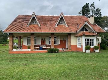 01.1 · Sítio de 6.062,50 m² - com  5 dormitórios - 2 suítes .