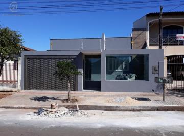 Casa · 200m² · 3 Quartos · 2 Vagas · Casa à venda em Londrina, Leonor, com 3 quartos, com 200 m²