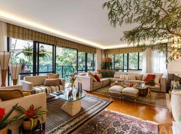 Apartamento · 212m² · 4 Quartos · 3 Vagas · janelao , numa das melhores ruas do bairro totalmente reformado!!!!