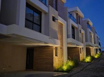 Casa · 129m² · 3 Quartos · 1 Vaga · Casa Nova em Condomínio com Terraço e Churrasqueira no bairro Santa Felicidade em Curitiba PR