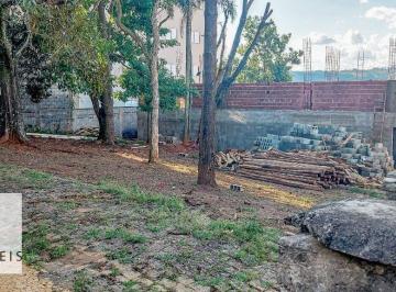 c725c6e0e69bffc3c5b069255caf396c01a0abed · Terreno à venda, 882 m² - Vila Salles - Atibaia/SP