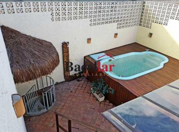 Casa · 300m² · 3 Quartos · 1 Vaga · Casa em Condomínio : Duplex / Residencial / Olaria