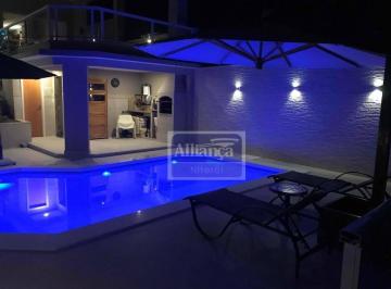 lazer à noite · Casa com 3 dormitórios à venda, 350 m² por R$ 1.150.000,00 - Pendotiba - Niterói/RJ