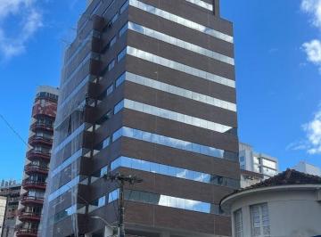 949dab2862ba2e7d2ed0e98ac1ece73ce8cf9da7 · À venda | Life Medical Tower, 77 m², sala comercial com 2 vagas de garagem - Centro, em Florianópoli