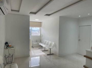 1ffca4757ce5f82e18cf6454f8b6c41b59d7807a · À venda | Life Medical Tower, 110 m², sala comercial com 2 vagas de garagem - Centro, em Florianópol